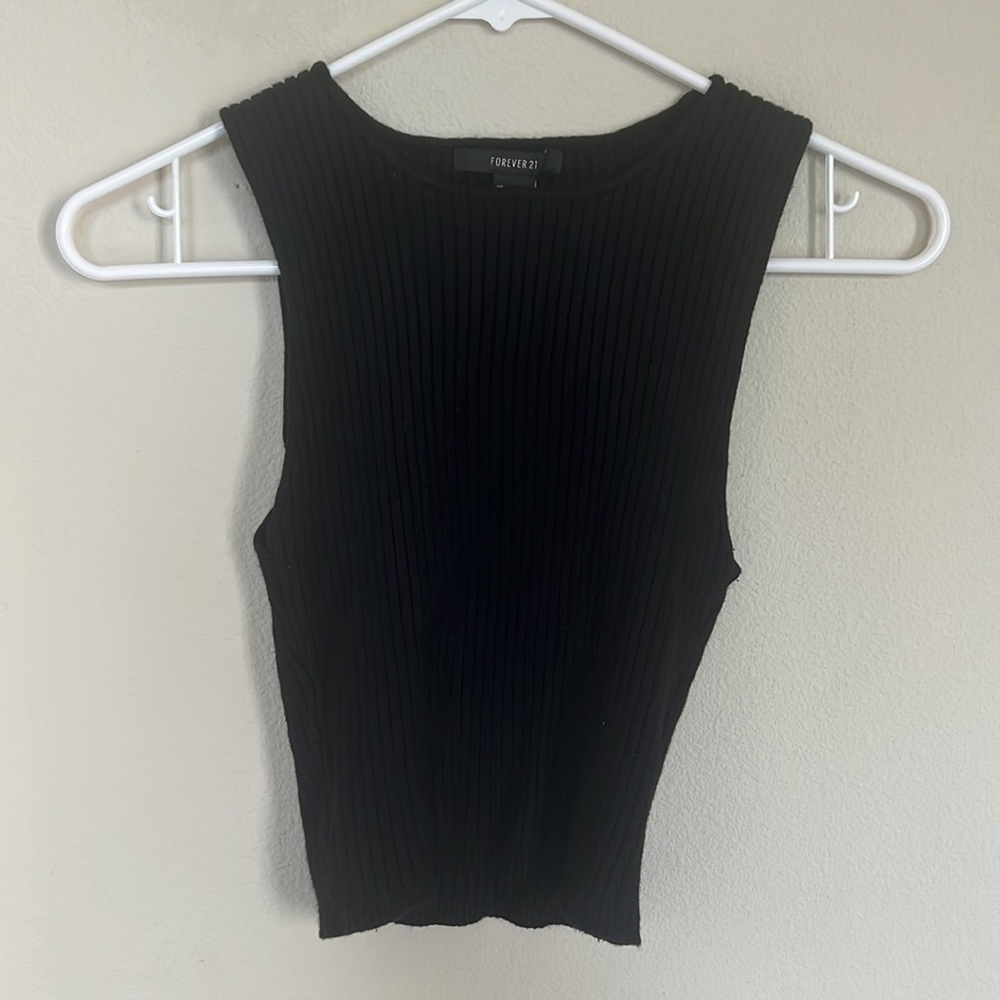 Forever 21 Crop Tops. Lavender long sleeved and black tank. lot of 2 - Picture 5 of 7